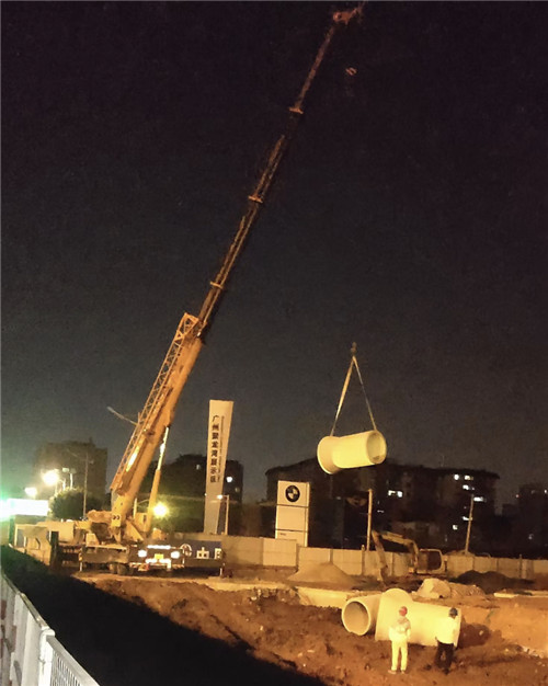 大田县“弯臂矫正”—— 吊车的 “形变补偿” 技术